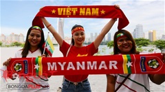 CĐV nữ Việt Nam và Myanmar đọ dáng trước giờ G