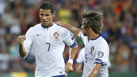 Armenia 2-3 Bồ Đào Nha: Chiến thắng của Ronaldo
