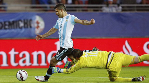 ĐT Argentina: Aguero thắng trong 'cuộc chiến số 9'