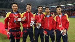 Chùm ảnh: Cầu thủ U23 Việt Nam nhận huy chương đồng SEA Games 28
