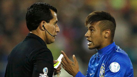 Neymar công kích trọng tài sau khi nhận thẻ đỏ