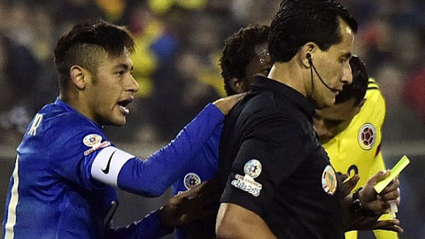 Neymar nói gì để bị treo giò hết Copa America 2015?