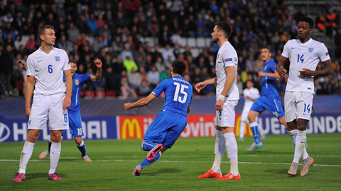 VCK U21 châu Âu: Italia đánh bại Anh nhưng cả hai cùng về nước
