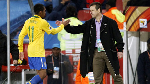 Tứ kết Copa America Brazil vs Paraguay: Dunga cùng Robinho mơ về quá khứ