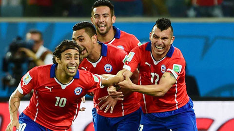 Copa America: Chile hồi sinh cùng Valdivia