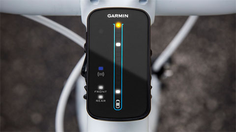 Varia Rearview Bike Radar: Radar cảnh báo va chạm đầu tiên dành cho xe đạp