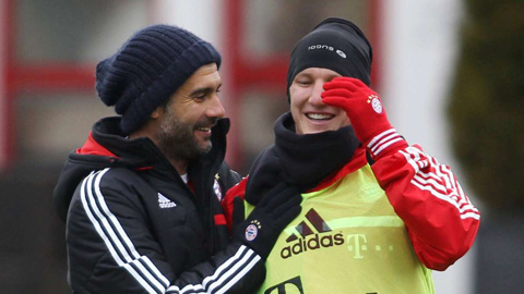 Guardiola cho Schweinsteiger tự quyết định tương lai