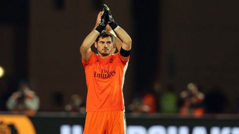 Casillas đồng ý đến Porto, nhưng…
