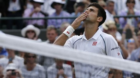 Djokovic vào tứ kết Wimbledon sau trận thắng nghẹt thở