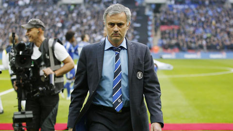 Chelsea hời hợt trên TTCN: Mourinho bắt đầu cáu