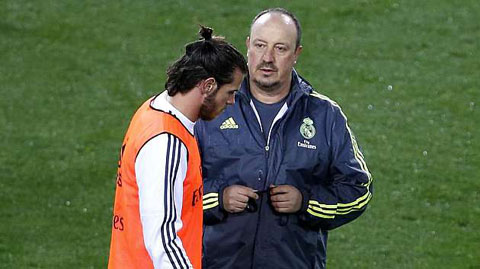 Trao vị trí trung phong ở Real cho Bale