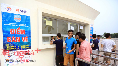 Hôm nay (24/7), tiếp tục bán vé xem Việt Nam đấu Man City
