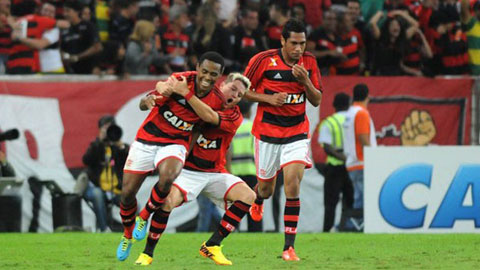 02h00 ngày 3/8: Flamengo vs Santos