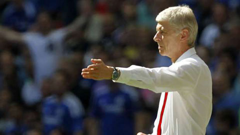 HLV Wenger nói gì sau khi cùng Arsenal lần đầu đánh bại Chelsea của Mourinho?