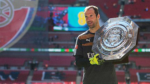 Petr Cech: Nước mắt Chelsea, nụ cười Arsenal