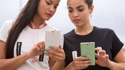 Xperia C5 Ultra và Xperia M5: Smartphone đầu tiên có camera selfie 13MP
