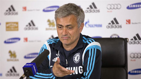 Chelsea thua, Mourinho vẫn tuyên bố ngừng mua sắm