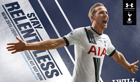 Tiền đạo Harry Kane và áo đấu sân nhà của Spurs