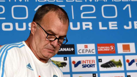 Marseille thua sốc ngày khai mạc Ligue 1, HLV Marcelo Bielsa tuyên bố từ chức