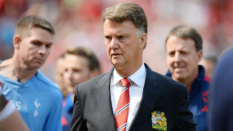 Van Gaal rất dũng cảm trong quyết định loại De Gea