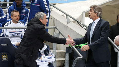 Không như Wenger, Pellegrini khẳng định sẽ bắt tay Mourinho