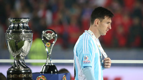 10 năm Messi ra mắt đội tuyển Argentina: 10 năm một tình yêu, 10 năm một nỗi đau