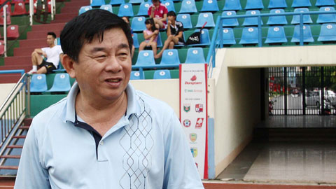 Ông Nguyễn Văn Mùi - Trưởng ban trọng tài VFF: "Mời trọng tài ngoại không hề dễ!"
