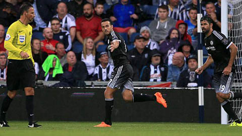 Tân binh Pedro chỉ mất 20 phút để có bàn đầu tiên cho Chelsea