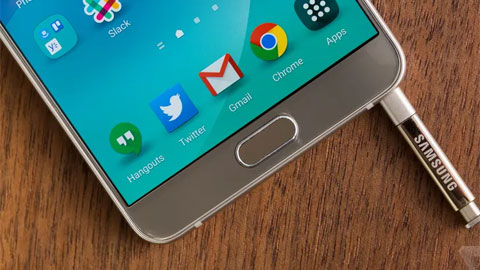 Galaxy Note5 dễ bị kẹt bút cảm ứng do thiết kế kiểu mới
