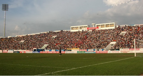 Sân Đồng Nai lập kỷ lục khán giả khi tiếp HA.GL