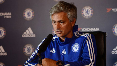 Mourinho sẽ ăn mừng nếu Chelsea… thua Crystal Palace