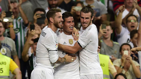 Ronaldo “tịt ngòi”, Bale & James giúp Real vùi dập Betis