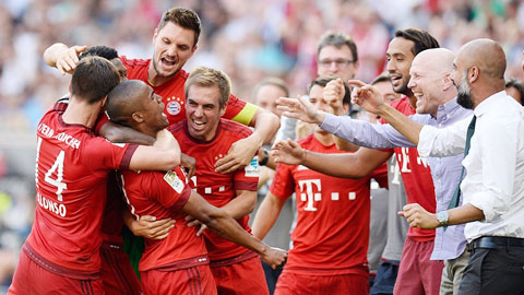 Bayern đại thắng Leverkusen: Hùm xám quá mạnh
