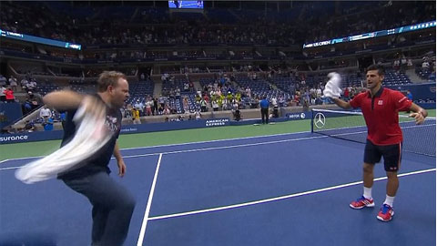 Djokovic ăn mừng chiến thắng bằng điệu nhảy Gangnam Style