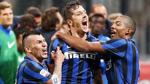 Jovetic tỏa sáng trong màu áo Inter: Người duy trì hy vọng
