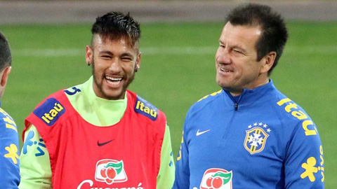 Neymar bất ngờ gây chiến với Dunga