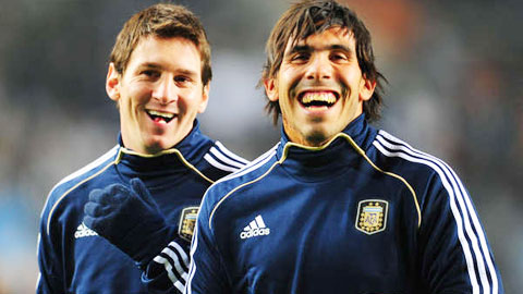 Hàng công Argentina: Đến lượt Messi, Tevez và Correa trổ tài