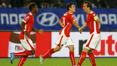 Vòng loại EURO 2016: Áo giành vé, Tây Ban Nha sắp đạt chỉ tiêu, Rooney đi vào lịch sử