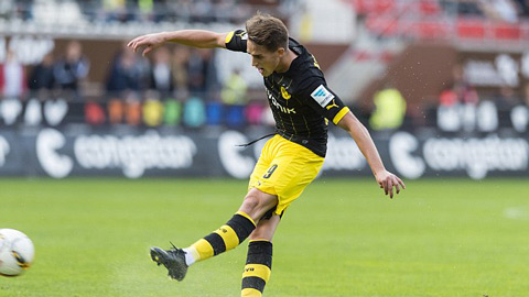 Januzaj ghi bàn ngay trận ra mắt Dortmund