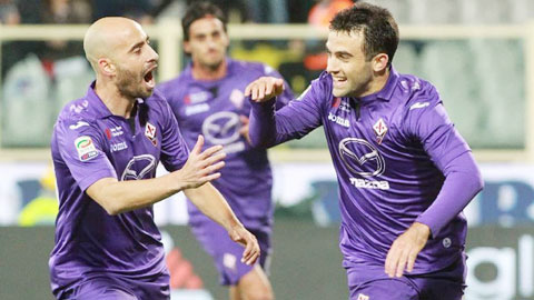 Fiorentina mời Rossi gia hạn hợp đồng