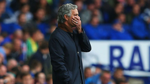 Mourinho nhấn mạnh cầu thủ Chelsea không đáng phải thua Everton