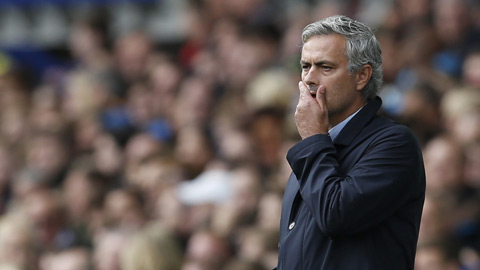 Ấn tượng vòng 5 Ngoại hạng Anh: Mourinho chết đứng như Từ Hải