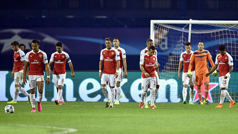 Arsenal hứng chịu chế nhạo vì thua Dinamo Zagreb