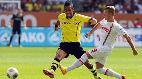 Dortmund vs Leverkusen: Aubameyang so tài Chicharito