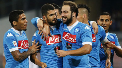 Napoli 5-0 Lazio: Trút mưa giải hạn