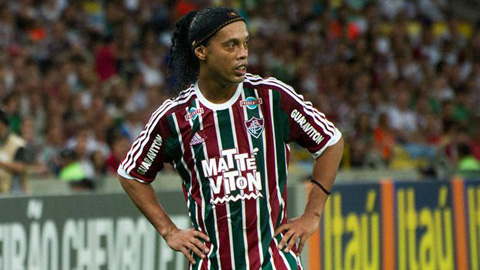 Ronaldinho chia tay Fluminense chỉ sau 9 trận