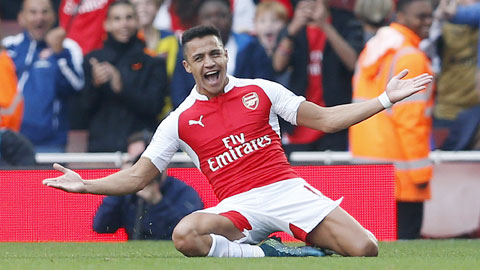 Sanchez lập cú đúp mừng tin gia hạn với Arsenal