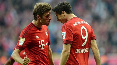 Bayern bứt phá bằng chiến thắng 5 sao trước Dortmund