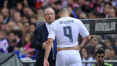 Benzema chê trách chiến thuật nhàm chán của Benitez