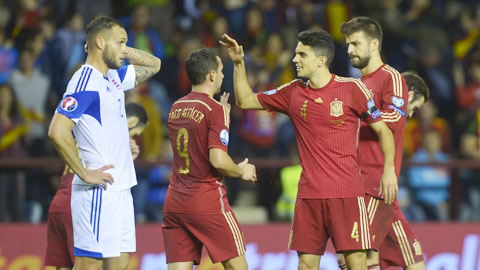 Tây Ban Nha giành vé dự EURO 2016 sớm 1 vòng: Tất cả mới chỉ bắt đầu